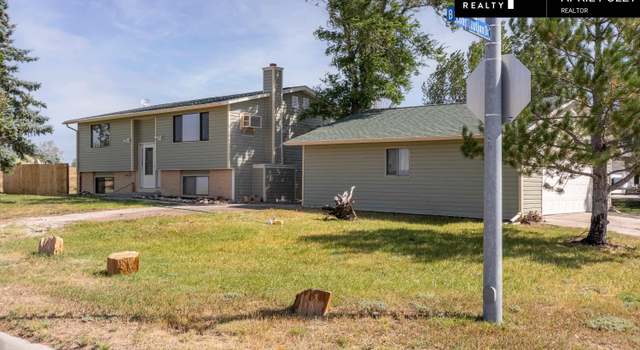 Photo of 1800 Buckskin Dr, Gillette, WY 82716