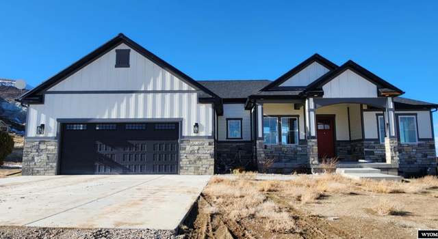 Photo of 20 Cattle Dr, Rock Springs, WY 82901