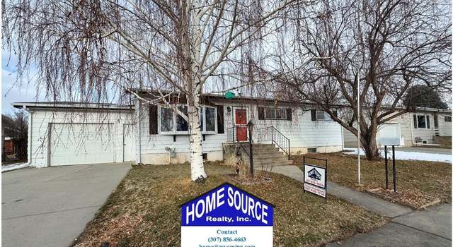 Photo of 106 Susan Kay Ave, Thermopolis, WY 82443