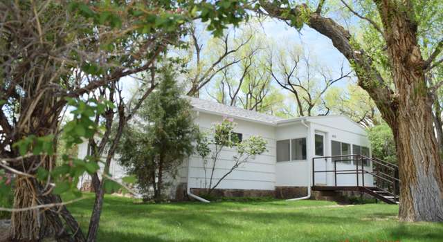 Photo of 415 W Fir St, Glenrock, WY 82637