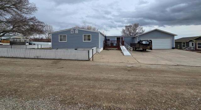 Photo of 109 Ranch View Dr, Rock Springs, WY 82901
