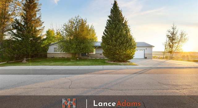 Photo of 396 Williams Way, Glenrock, WY 82637