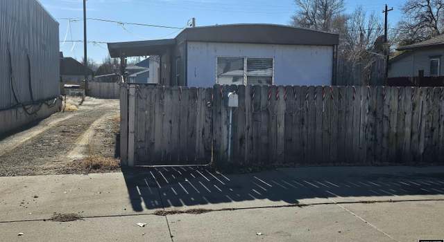 Photo of 719 Broadway St, Thermopolis, WY 82443