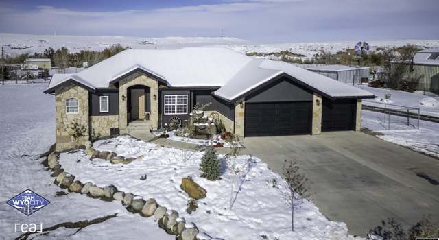Photo of 6400 Mustang Trl, Evansville, WY 82636