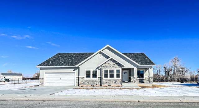 Photo of 731 Willow Dr, Mountain View, WY 82939
