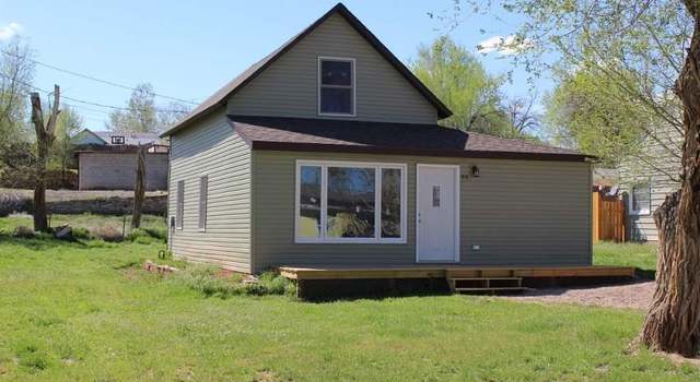 Photo of 414 N 7th St, Thermopolis, WY 82443