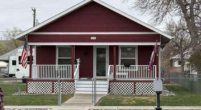 Photo of 515 Fremont St, Thermopolis, WY 82443