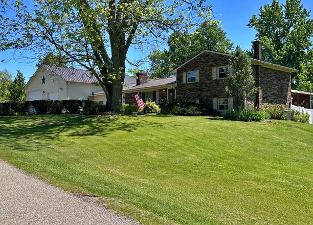 Property at 1023 W Michael Dr, Lawrenceburg, IN 47025, 3 beds, 3.5 baths