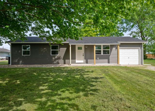 Property at 110 Wood Ln Ln, Versailles, IN 47042, 3 beds, 1 bath