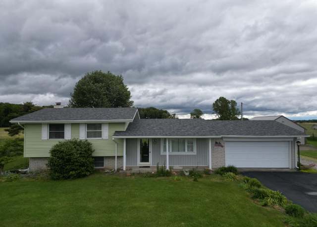 Property at 3739 S Benham Rd, Versailles, IN 47042, 3 beds, 2 baths