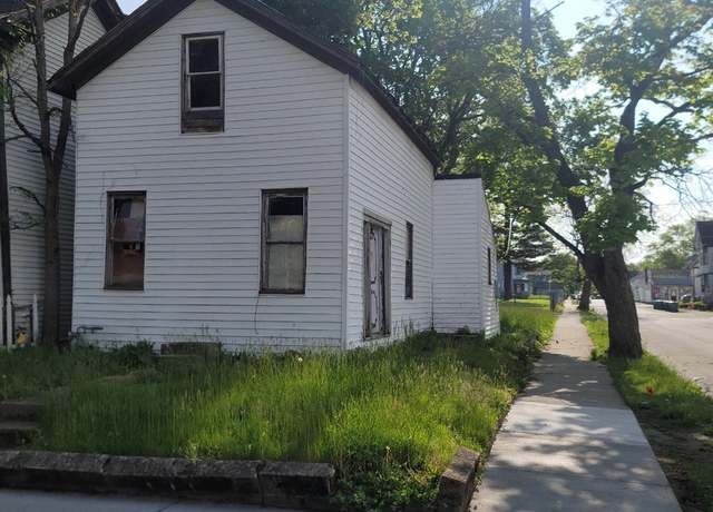Property at 331 S 11th St, Richmond, IN 47374, 2 beds, 1 bath