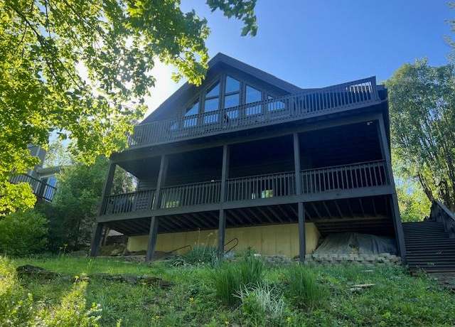 Property at 1361 Heidi Haven Dr, Lawrenceburg, IN 47025, 2 beds, 2.5 baths