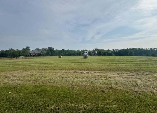 Property at 1070 E Greyhawk Ln, Greensburg, IN 47240