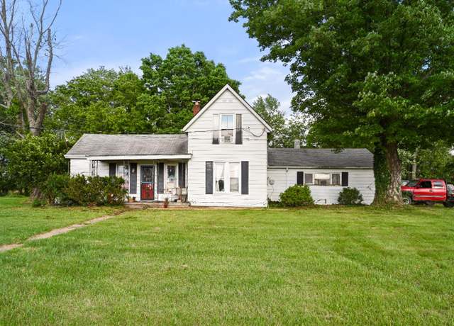 Property at 7327 Kaiser Dr, Lawrenceburg, IN 47025, 3 beds, 1 bath
