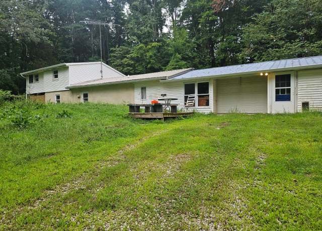 Property at 7558 S County Road 200 E, Greensburg, IN 47240, 5 beds, 1 bath