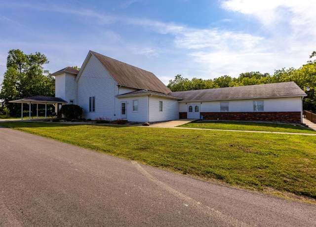 Property at 2270 W County Road 700 S, Versailles, IN 47042, 5 beds, 2.5 baths