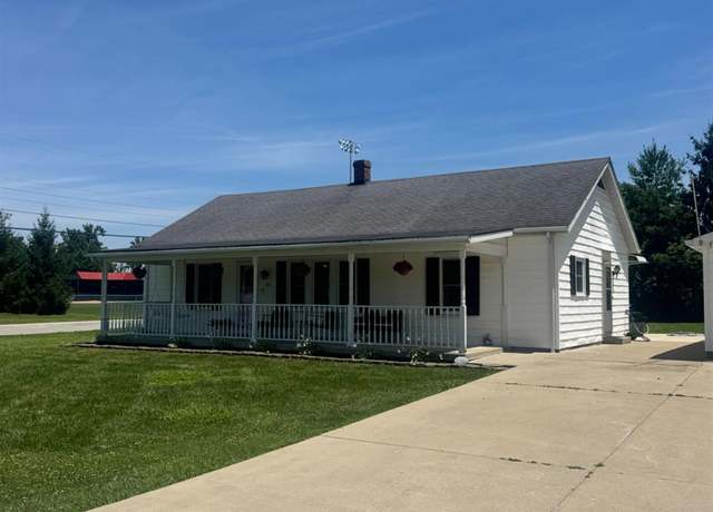 Property at 904 S Park Ave, Batesville, IN 47006, 2 beds, 2 baths