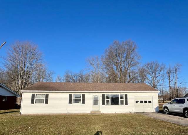 Property at 1283 S Adams St, Versailles, IN 47042, 3 beds, 1 bath