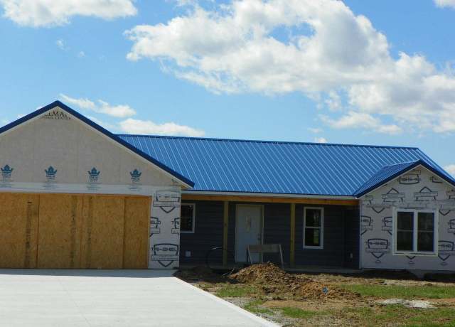 Property at 8124 Catfish Ct, Brookville, IN 47012, 3 beds, 2.5 baths