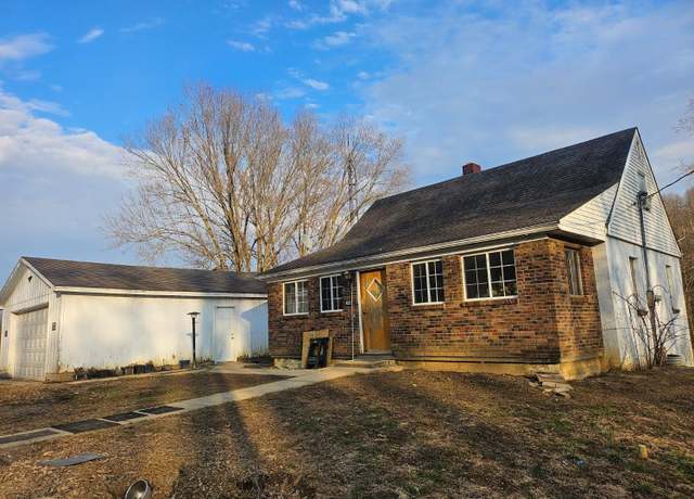 Property at 4544 W Allentown Rd, Connersville, IN 47331, 3 beds, 1.5 baths