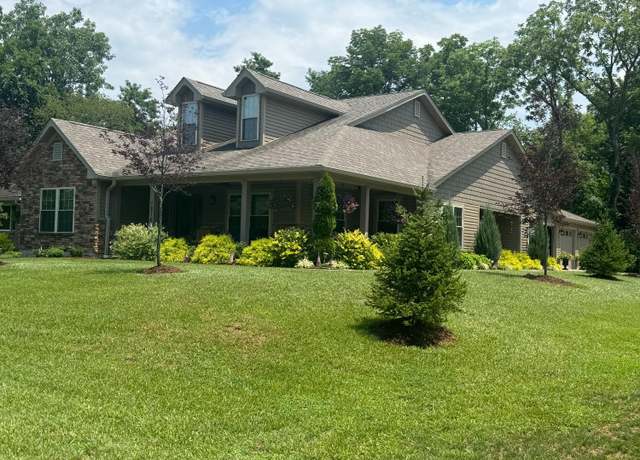 Property at 1876 Cove Cir W, Lawrenceburg, IN 47025, 3 beds, 2.5 baths