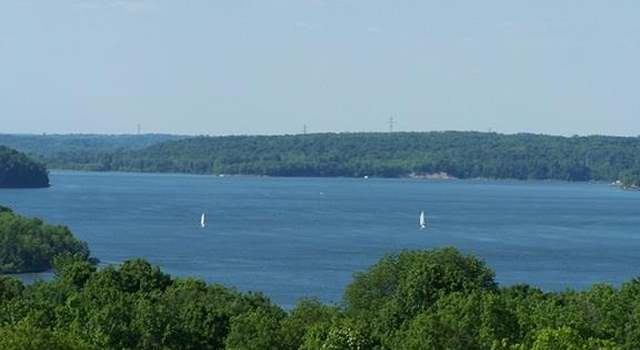 Photo of 11 Sailing Ridge Rd, Brookville, IN 47012