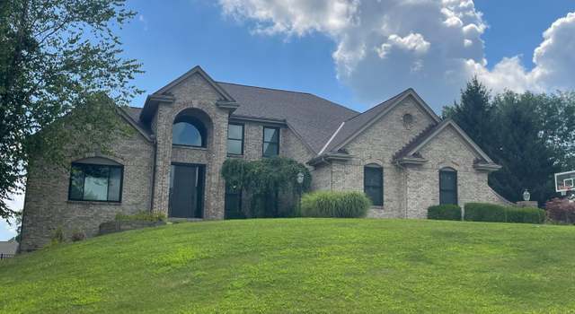 Photo of 1346 Gleneagles Pl, Greendale, IN 47025