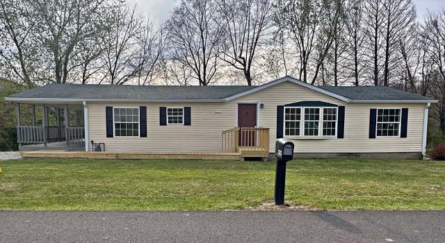 Photo of 696 Tanglewood Rd, Versailles, IN 47042