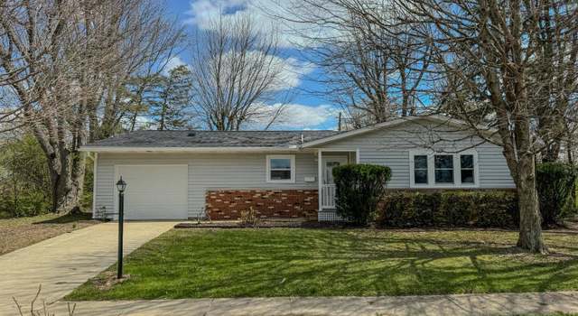 Photo of 305 Willow St, Liberty, IN 47353