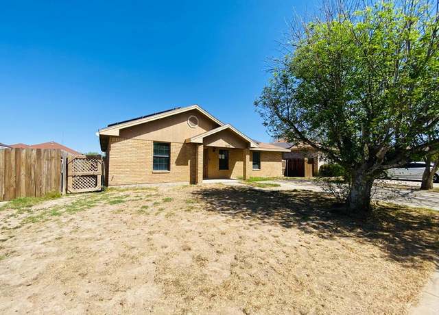 Property at 1629 Champion Cir, Eagle Pass, TX 78852, 3 beds, 2 baths