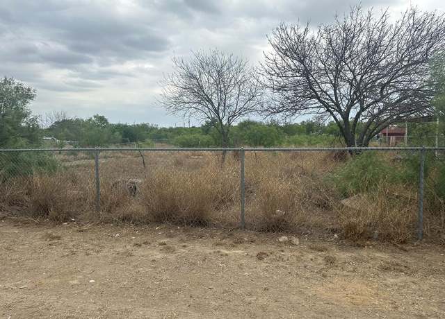 Property at 3889 White Tail Dr, Eagle Pass, TX 78852