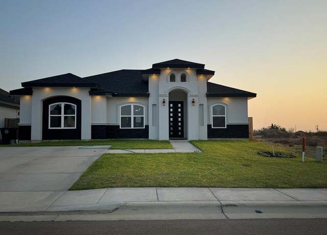 Property at 2825 Sammy Ibarra, Eagle Pass, TX 78852, 3 beds, 2 baths