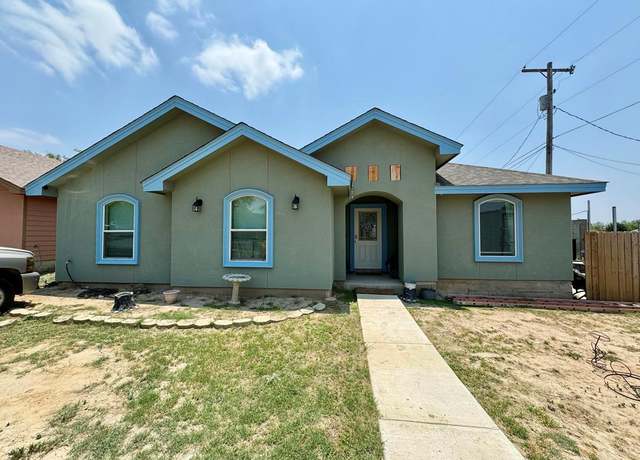 Property at 698 Paco St, Eagle Pass, TX 78852, 3 beds, 2 baths