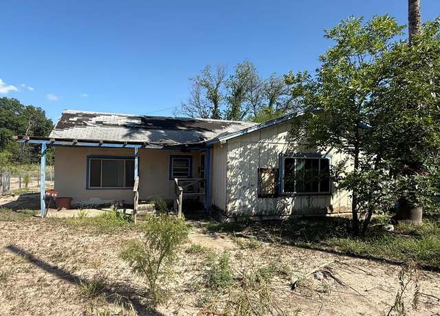 Property at 900 La Vacas St, Del Rio, TX 78840, 2 beds, 1.5 baths
