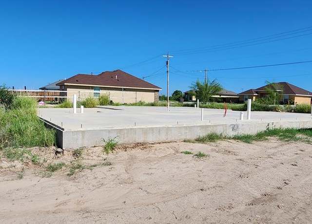 Property at 221 Violeta Dr, Eagle Pass, TX 78852