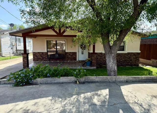 Property at 783 Trinity St, Eagle Pass, TX 78852, 4 beds, 2.5 baths