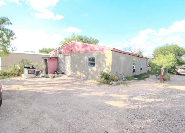 Property at 51 Martinez Rd, Eagle Pass, TX 78852, 3 beds, 1 bath