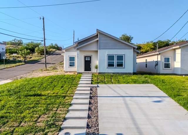 Property at 2193 Calle Coyunda, Eagle Pass, TX 78852, 3 beds, 2 baths