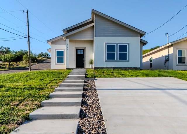 Property at 2193 Calle Coyunda, Eagle Pass, TX 78852, 3 beds, 2 baths