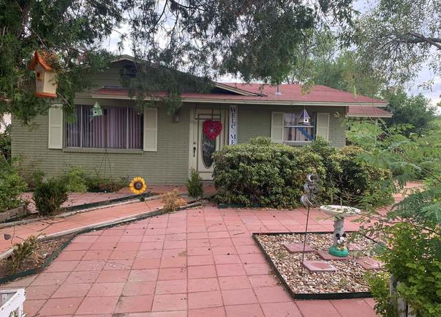 Property at 816 Trinity St, Eagle Pass, TX 78852, 3 beds, 2 baths