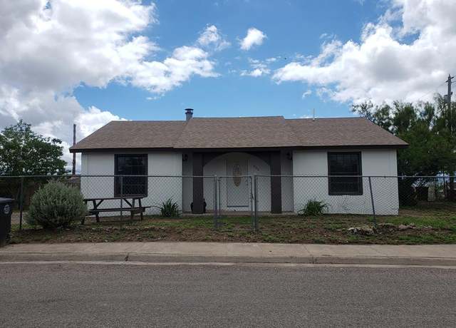 Property at 996 Calle Progreso Unit N/A, Eagle Pass, TX 78852, 3 beds, 2 baths