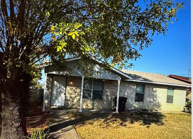 Property at 1851 Stafford Dr, Eagle Pass, TX 78852, 3 beds, 1 bath