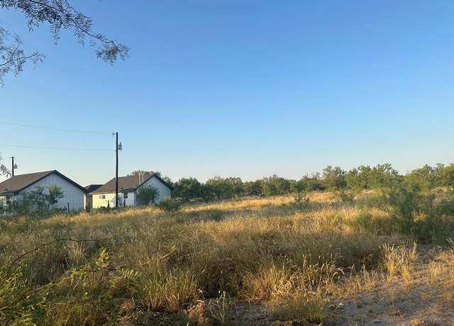 Property at 241 Dub Dr, Eagle Pass, TX 78852