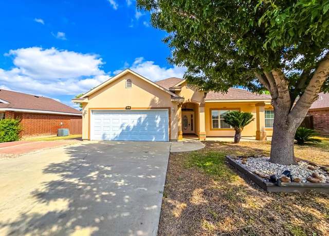 Property at 2137 Pershing Cir Unit N/A, Eagle Pass, TX 78852, 3 beds, 2 baths