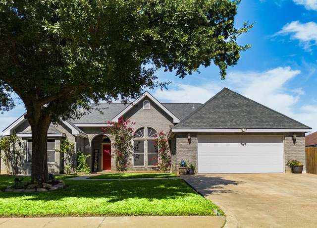 Property at 1362 Chittim Trl, Eagle Pass, TX 78852, 4 beds, 3.5 baths