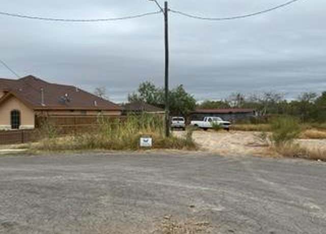 Property at 195 Richard Lane Dr, Eagle Pass, TX 78852