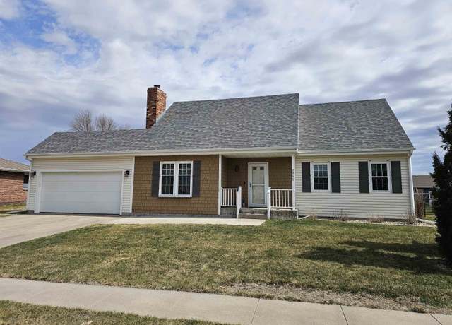 Property at 2969 39th Ave, Columbus, NE 68601, 3 beds, 2 baths