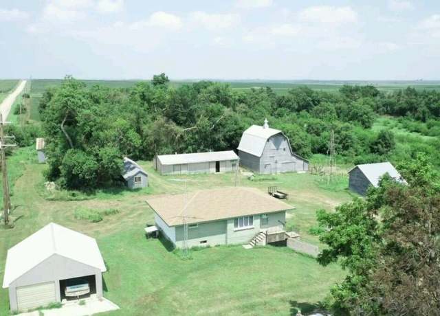 Property at 1282 Road 9, Schuyler, NE 68661, 3 beds, 2 baths