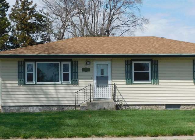 Property at 3120 40th St, Columbus, NE 68601, 4 beds, 2 baths