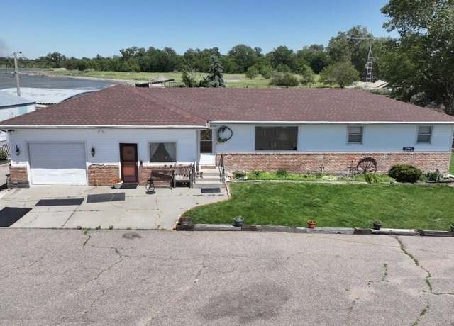 Property at 4460 A Rd, Columbus, NE 68601, 3 beds, 2 baths